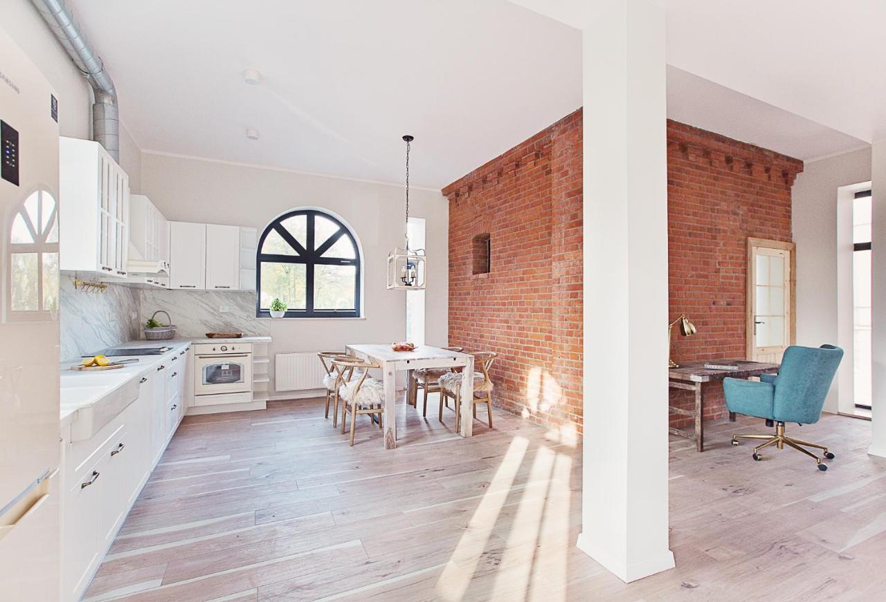 Loft Soho Apartment ชเตชชีแนค ภายนอก รูปภาพ